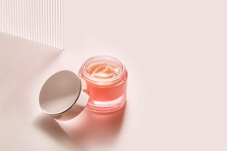 Why Leading Face Cream Manufacturers Are the Backbone of the Modern Skincare Industry