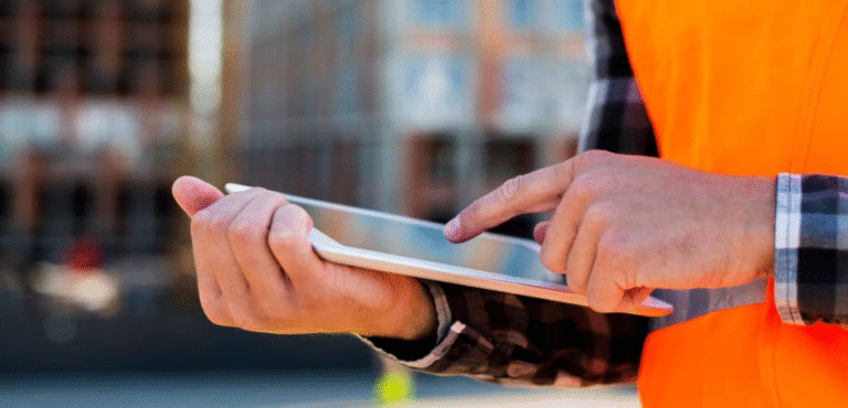 Field Service Mobile Applications: Boosting Productivity and Real-Time Technician Support